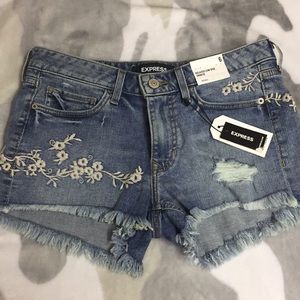 Express relaxed low rise shorts